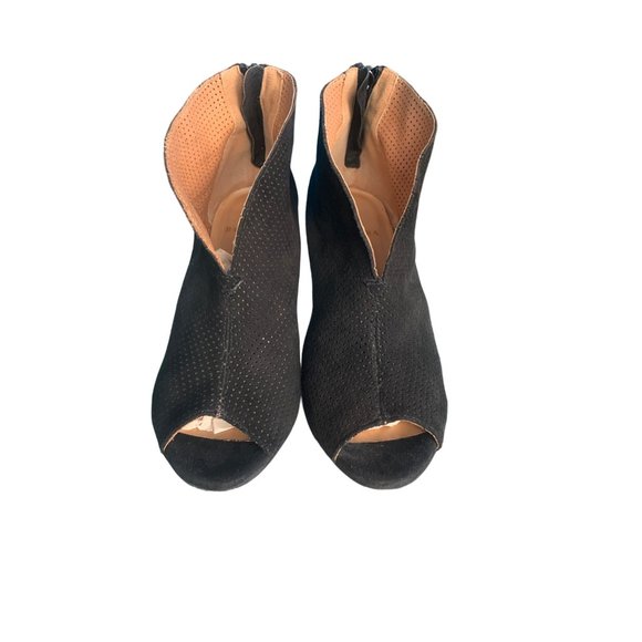 Badura Black openwork peep-toe ankle boots made of suede - Picture 10 of 12